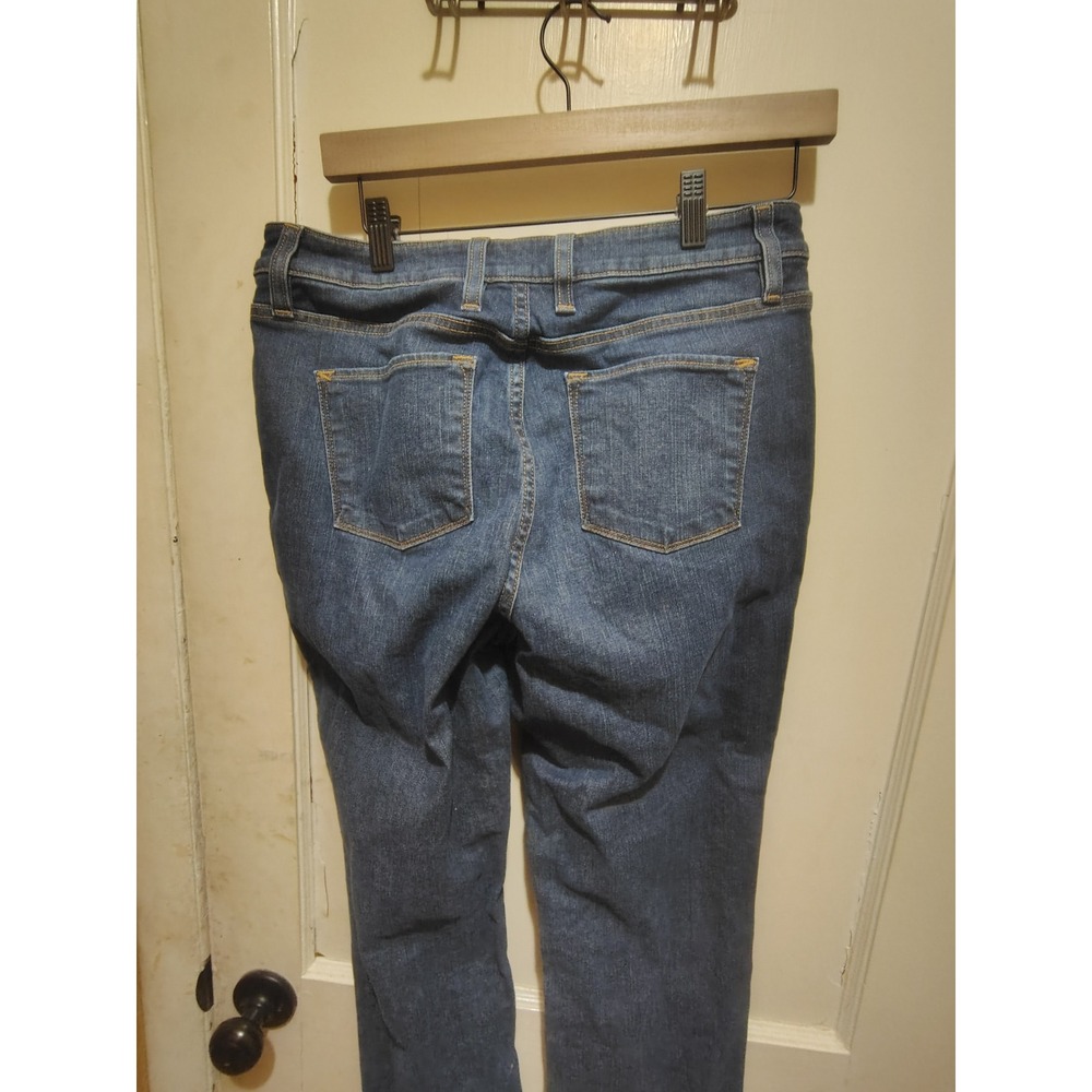 LL Bean Favorite Fit Straight Leg Jeans Medium Wash Denim Womens 8 Regular - Picture 3 of 5